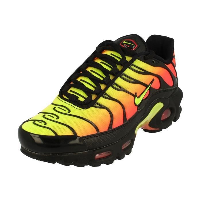 chaussures nike pas très cher