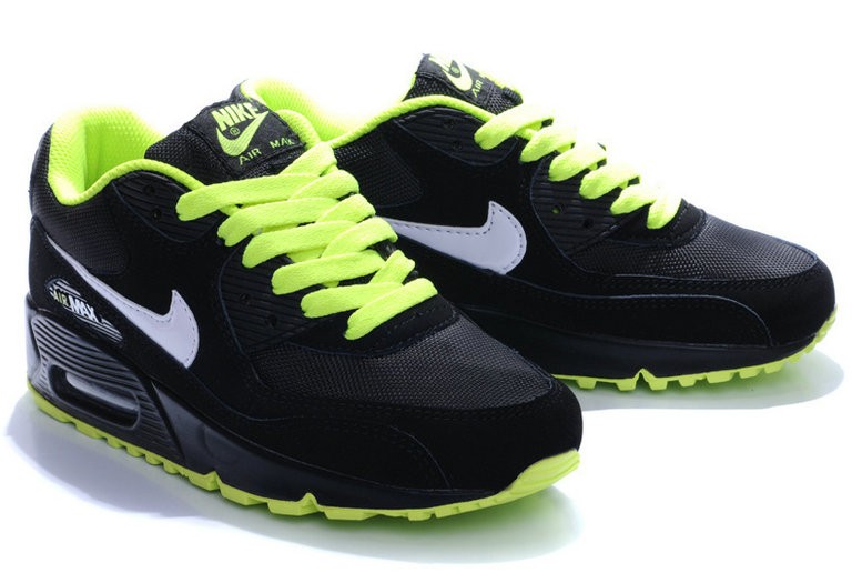 nike noir et vert fluo