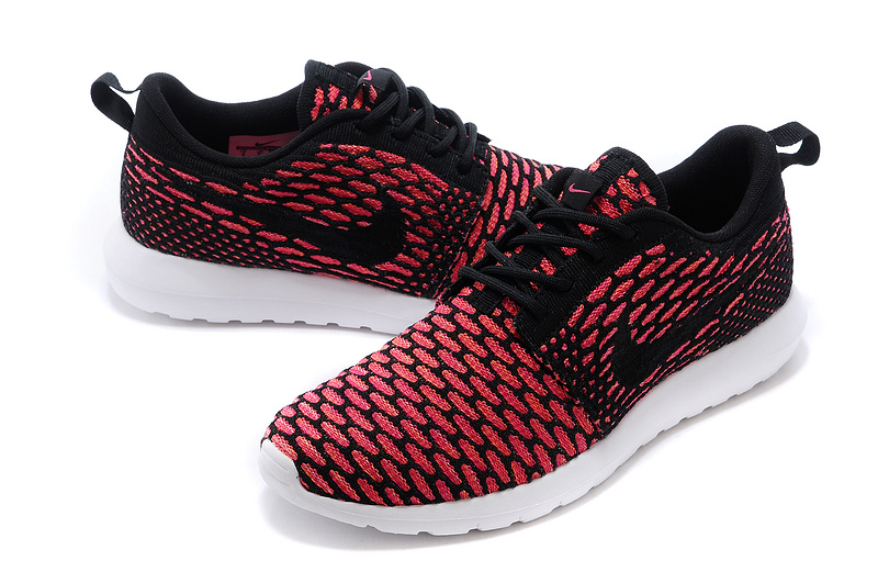 roshe run flyknit noir